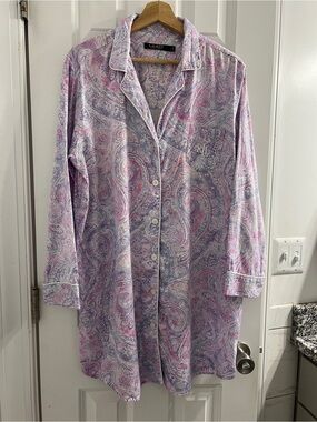 Ralph Lauren Lavender Sleep Shirt with Notch Collar Paisley Button-Front Large